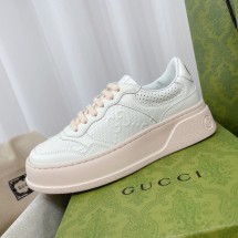 구찌 GG 엠보스 스니커즈 684911 1XL10 9014