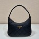 프라다 22FW 삼각로고 나일론 퀄팅 호보백 1NE051 2DYC F0002