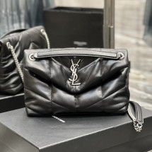 생로랑 모노그램 루루 푸퍼백 스몰 금장 은장 검장  577476 EV15 1EL00 1000