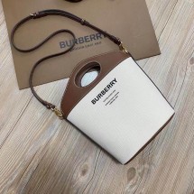 버버리 아울렛 투톤 캔버스 레더 버킷백 80462421