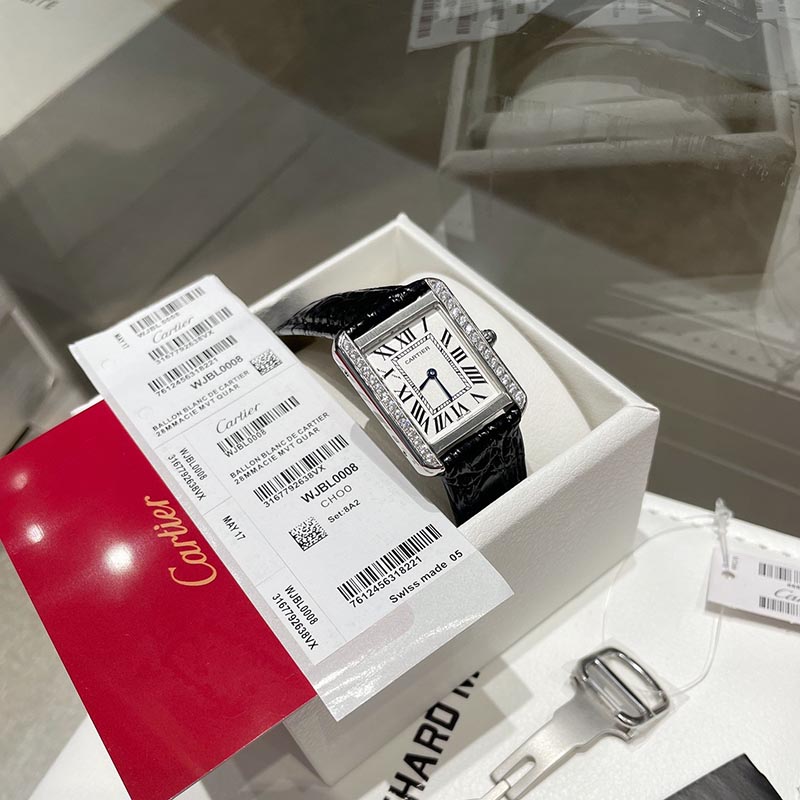 까르띠에 CARTIER 탱크 여성용 중27mm 소24mm 시계 WT200006