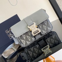 DIOR 디올 힛 더 로드 메신저 백 2칼라 1ESME157CDP