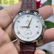 OMEGA - 오메가 오토메틱 드빌 화이트 골드 39.5mm 가죽밴드 시계 424.13.40.21.02.002