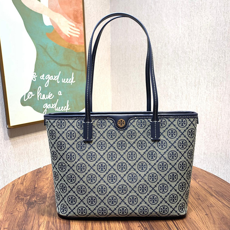 토리버치 가방 토트백 티 모노그램 스몰 짚 152299 TORY BURCH