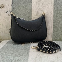 발렌티노 24SS 여성 락스터드 레더 스몰 숄더백 4컬러 4W2B0M37 TAG0NO
