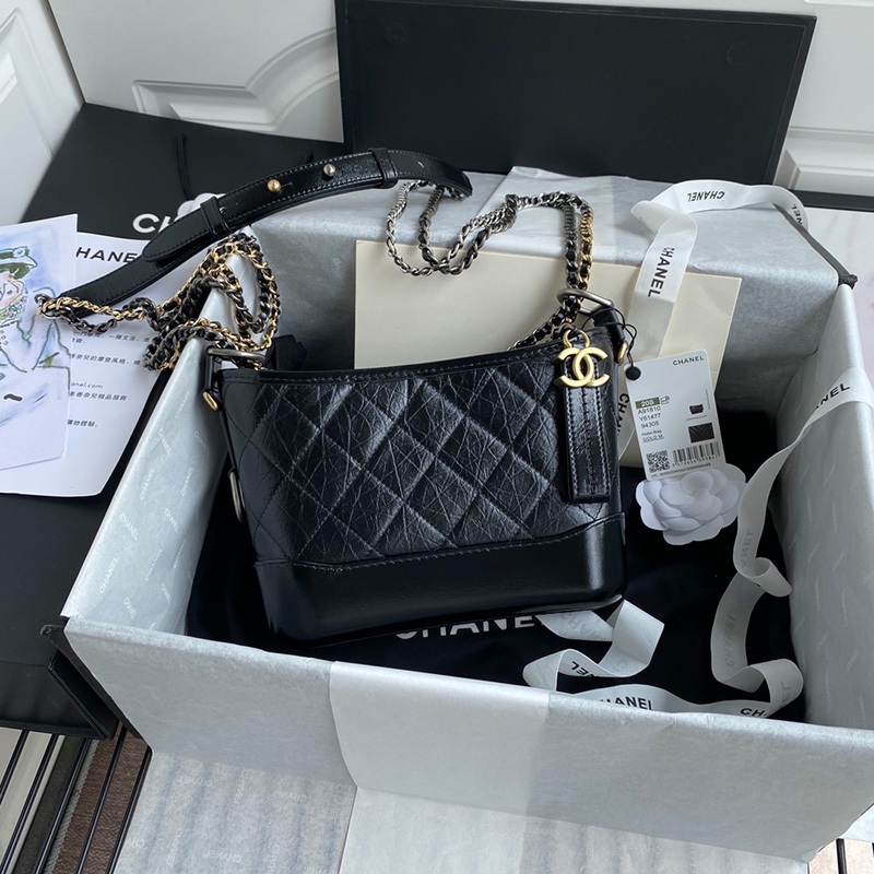 샤넬 가브리엘 스몰 호보백 블랙 A91810