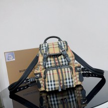 버버리 빈티지 체크 포켓 스몰 럭색 백팩 40784711