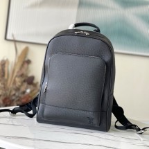 루이비통 LOUIS VUITTON 아드리앙 백팩 타이가 블랙 M30857