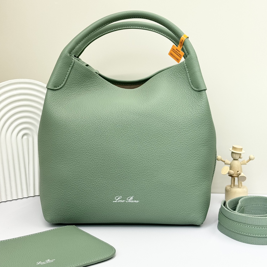 로로피아나 LORO PIANA 베일 라지 백  카프스킨 9컬러 FAM9875