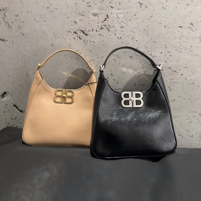 발렌시아가 여성 Bb 소프트 스몰 호보백 2컬러 8019282AAIY1000