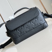 루이비통 스티머 이스트 웨스트 웨어러블 월릿 M13888